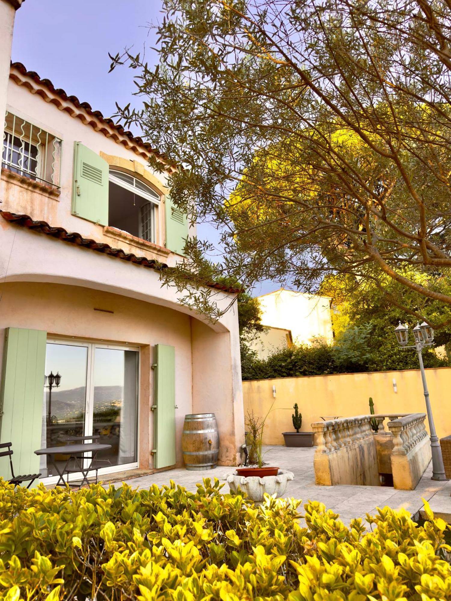 Villa Domaine Font Mourier Коголен Екстериор снимка